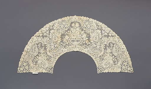 Fan leaf