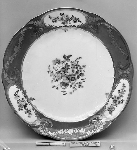 Plate (Assiette à palmes) (1 of 102) (part of a service)