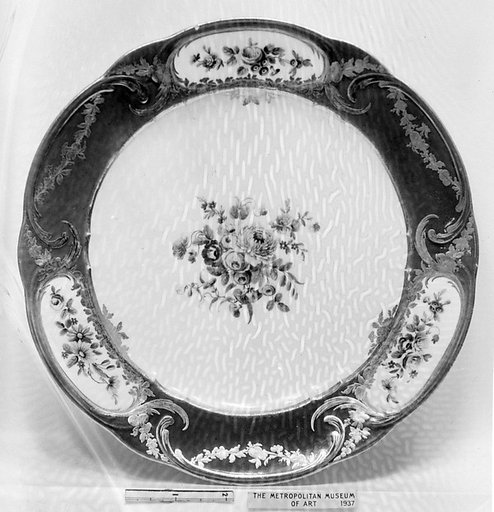 Plate (part of a service)