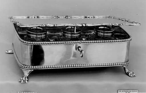 Inkstand
