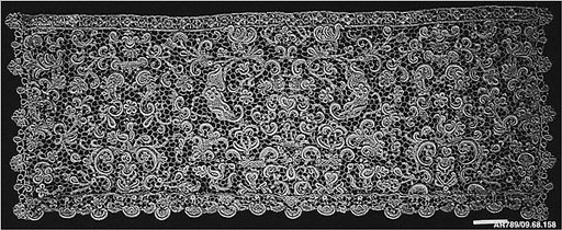 Cravat end