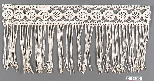Edging with fringe