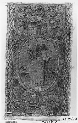 Fragment of orphrey