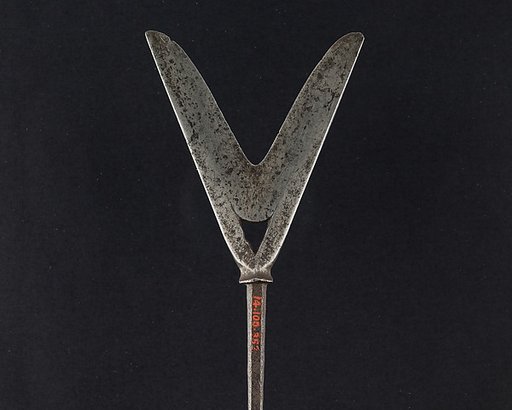 Arrowhead (<i>Yanone</i>)