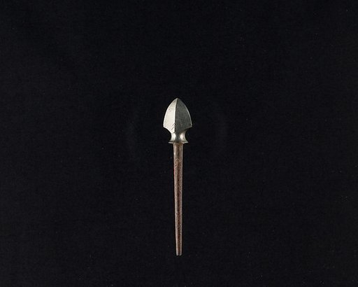 Arrowhead (<i>Yanone</i>)