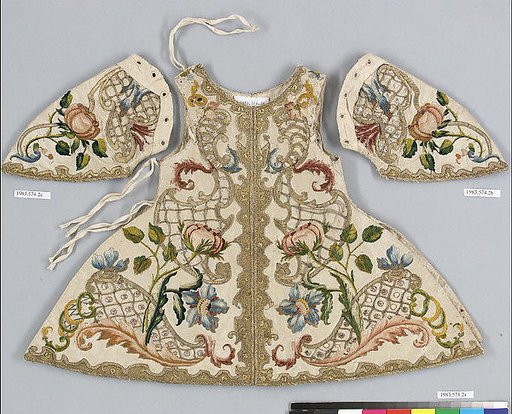 Statue robe