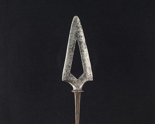 Arrowhead (<i>Yanone</i>)