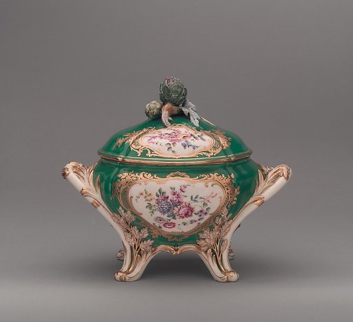 Tureen