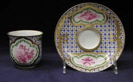 Cup