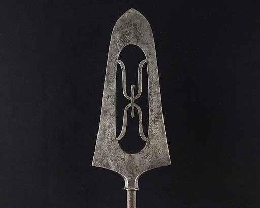 Arrowhead (<i>Yanone</i>)