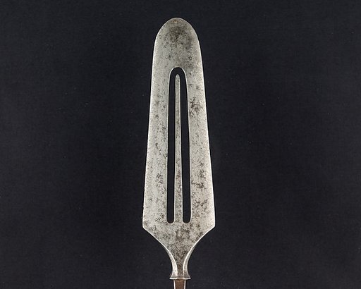 Arrowhead (<i>Yanone</i>)
