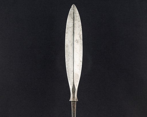 Arrowhead (<i>Yanone</i>)