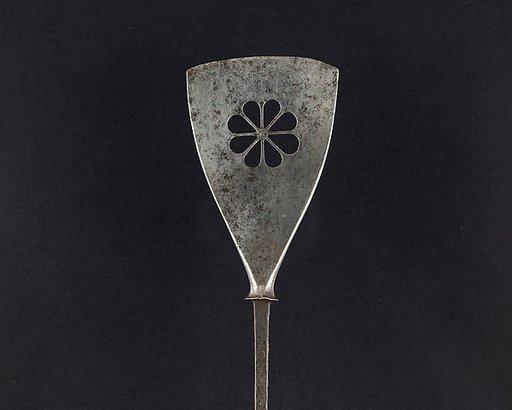 Arrowhead (<i>Yanone</i>)
