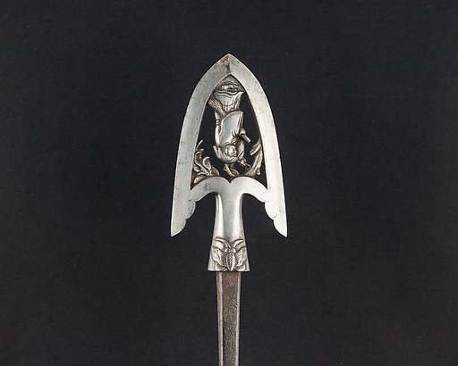 Arrowhead (<i>Yanone</i>)