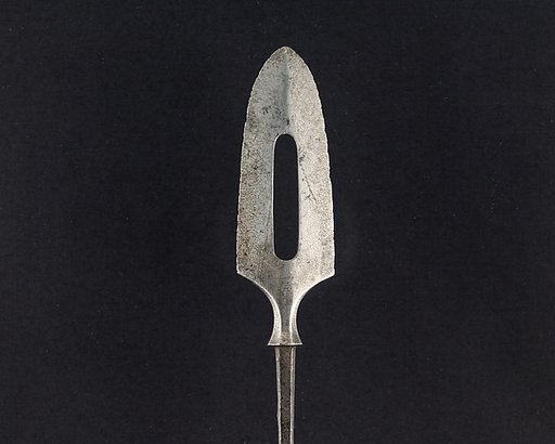 Arrowhead (<i>Yanone</i>)