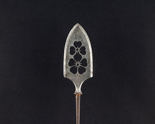 Arrowhead (<i>Yanone</i>)