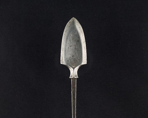 Arrowhead (<i>Yanone</i>)