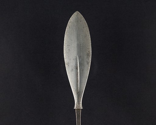Arrowhead (<i>Yanone</i>)