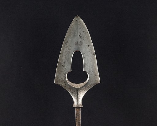 Arrowhead (<i>Yanone</i>)