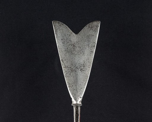 Arrowhead (<i>Yanone</i>)
