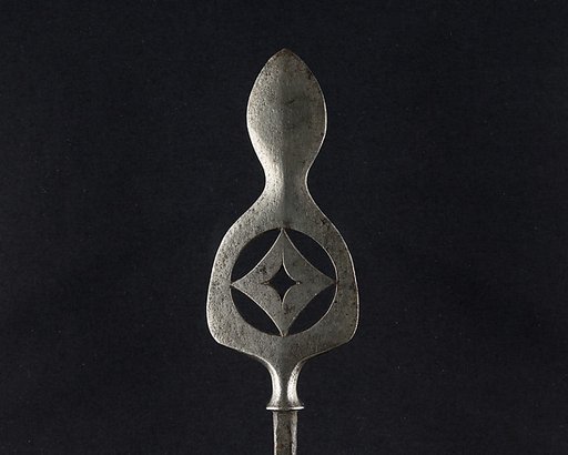 Arrowhead (<i>Yanone</i>)