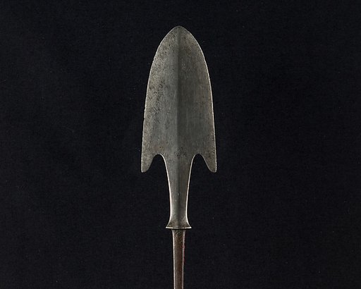 Arrowhead (<i>Yanone</i>)