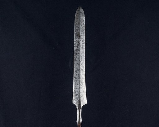 Arrowhead (<i>Yanone</i>)