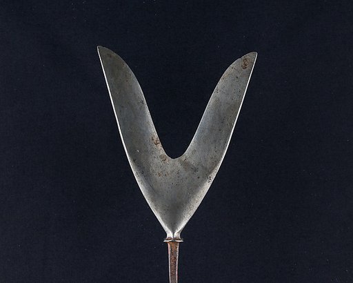 Arrowhead (<i>Yanone</i>)