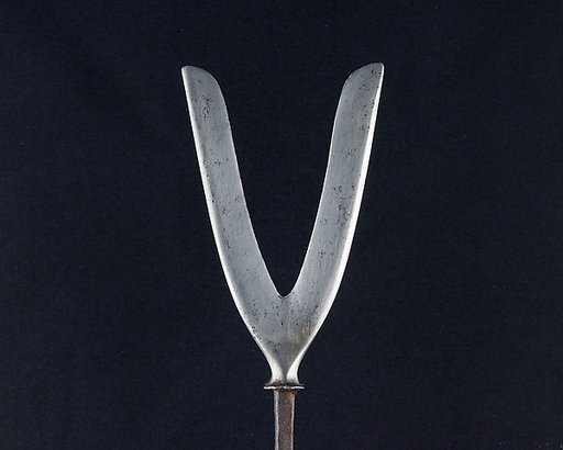 Arrowhead (<i>Yanone</i>)