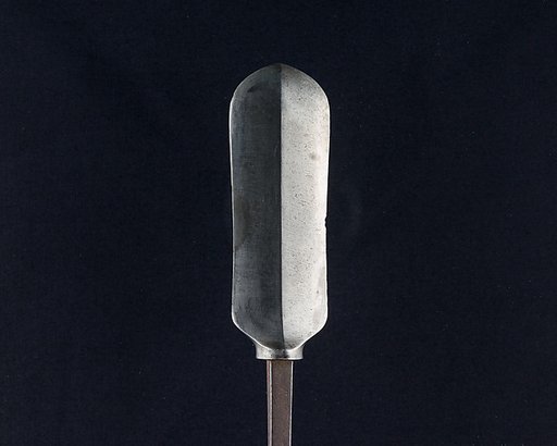 Arrowhead (<i>Yanone</i>)