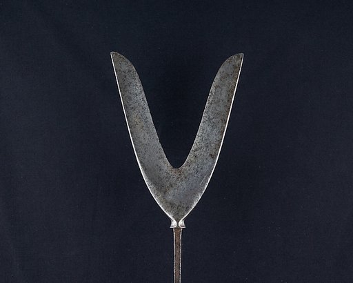 Arrowhead (<i>Yanone</i>)