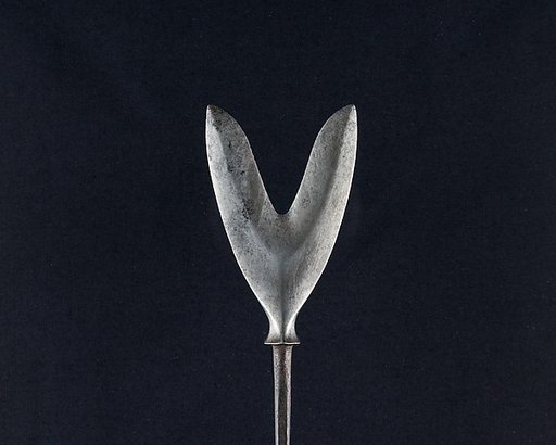 Arrowhead (<i>Yanone</i>)