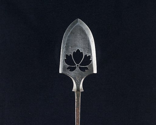 Arrowhead (<i>Yanone</i>)