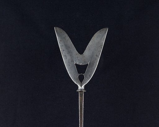 Arrowhead (<i>Yanone</i>)