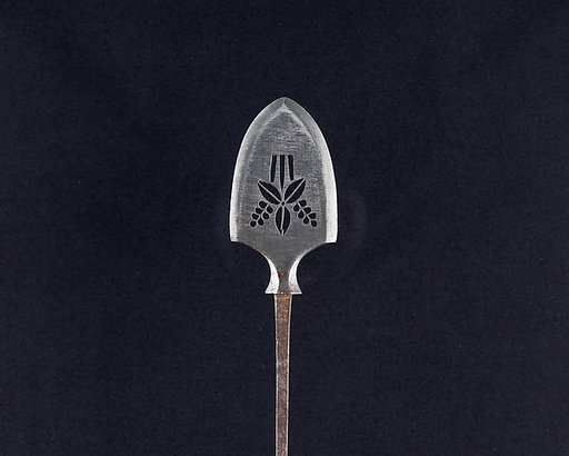 Arrowhead (<i>Yanone</i>)