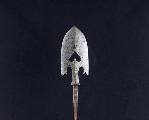 Arrowhead (<i>Yanone</i>)