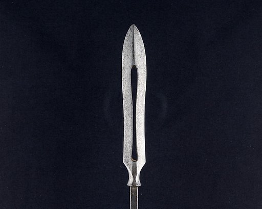 Arrowhead (<i>Yanone</i>)