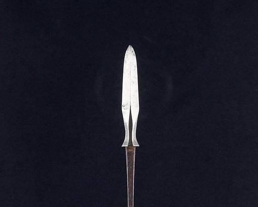 Arrowhead (<i>Yanone</i>)