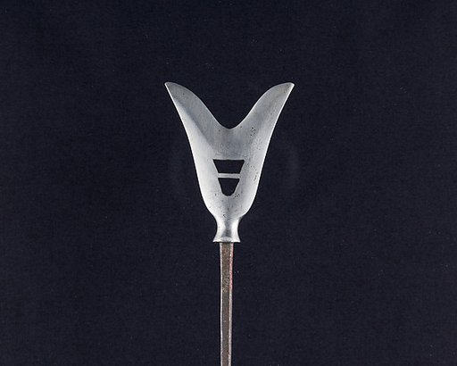 Arrowhead (<i>Yanone</i>)