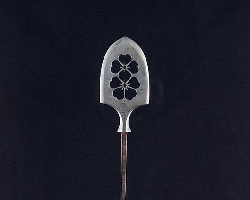 Arrowhead (<i>Yanone</i>)