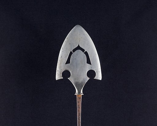 Arrowhead (<i>Yanone</i>)