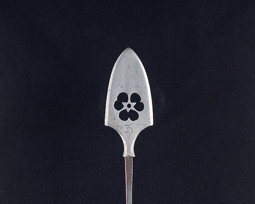 Arrowhead (<i>Yanone</i>)