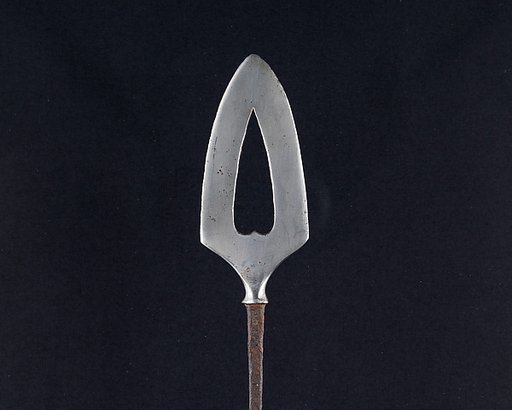 Arrowhead (<i>Yanone</i>)