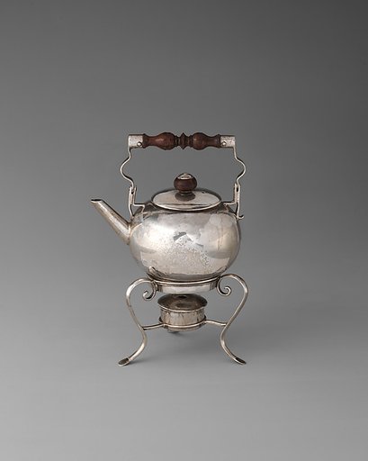 Miniature kettle with stand