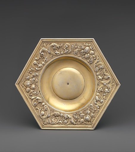 Hexagonal dish (part of a set)