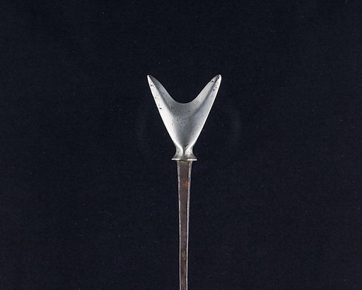 Arrowhead (<i>Yanone</i>)