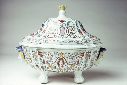 Tureen (one of a pair)