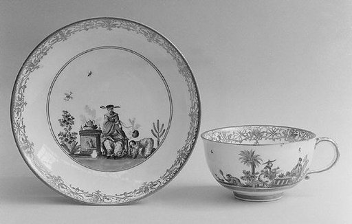 Saucer (part of a set)