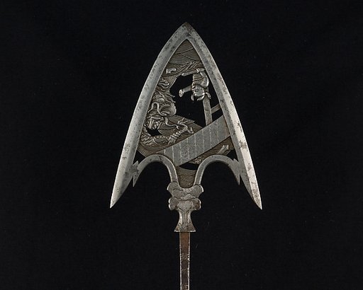 Arrowhead (<i>Yanone</i>)