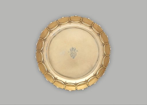 Dish (one of a pair) (part of a set)